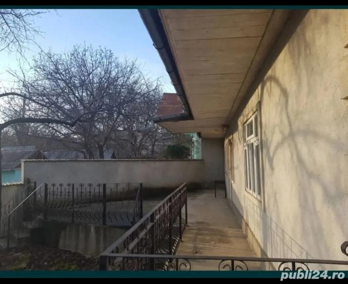 Teren + Casa Central in HU?I - 1