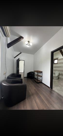 Casa spațioasă + bar separat 230mp - 4