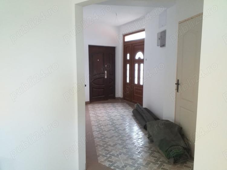 Spatiu comercial de inchiriat - 4