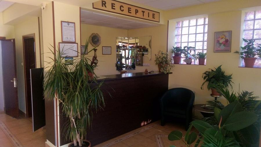 PENSIUNE DE VANZARE - 4