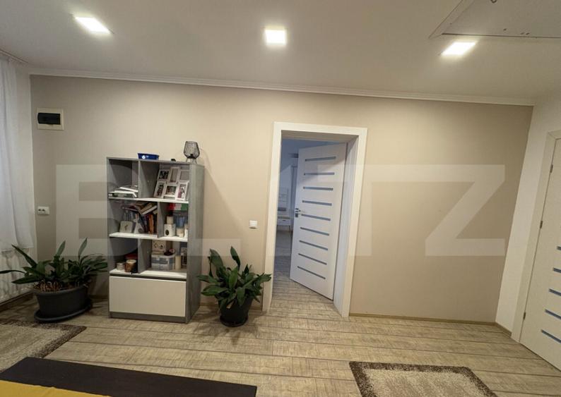 Casa de vanzare 239 mp, teren 5,6 ari, jude?ul Satu Mare - 15