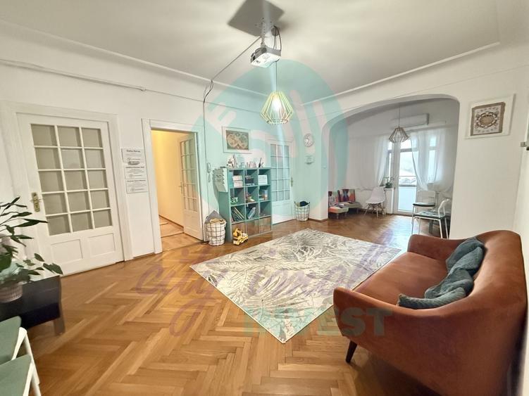 Spatiu, lumina si eleganta intr-un apartment interbelic - 1