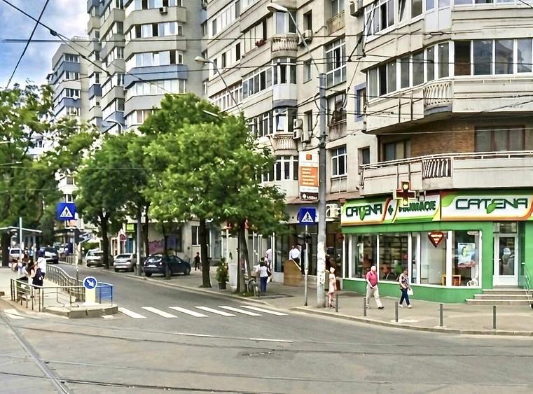 Spatiu Comercial 65 mp Zona Premium | Vad Pietonal Excelent - 1