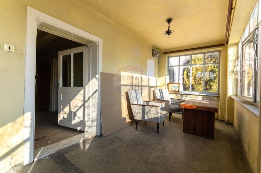 Casă cu 3 camere si teren generos de 1.519 mp în Prejmer /Comision 0% - 7