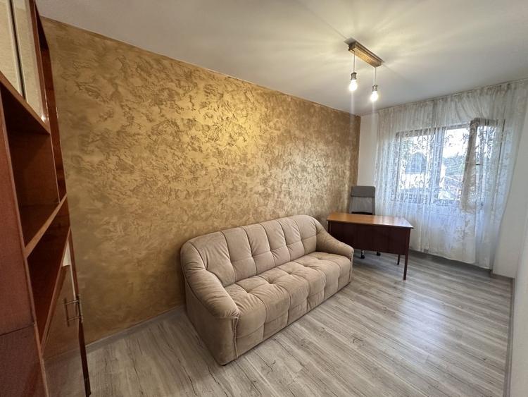 Apartament 3 camere decomandat - 1 Mai Insula, langa Facultatea de Medicina - 14