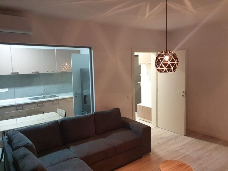 Apartament cu 2 camere decomandat, mobilat în Lujerului
