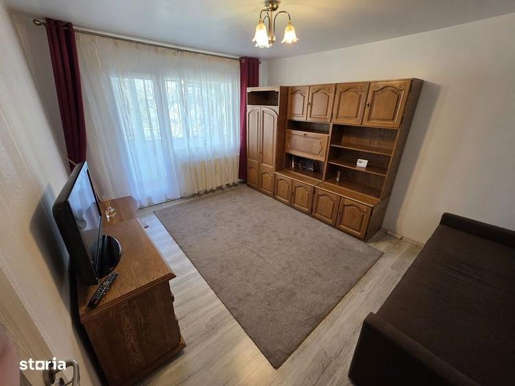 Vand garsoniera decomandata langa piata astra - 7