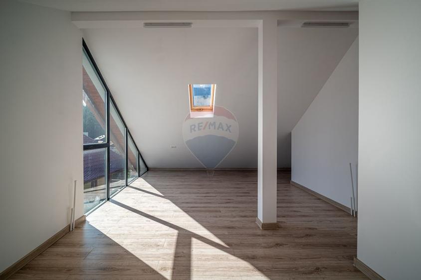 Casa de vacanta in Busteni - confort, priveliste si pozitionare unica - 14