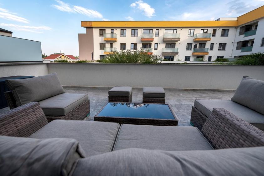 Apartament 2 camere cu terasa de 34 mp, parcare subterana- Plopilor - 14