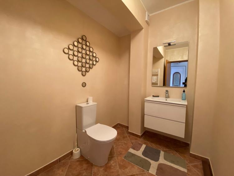 Great villa next to the lake with amazing view - 10