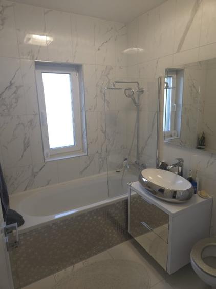 Inchiriez apartament 2 camere - 4