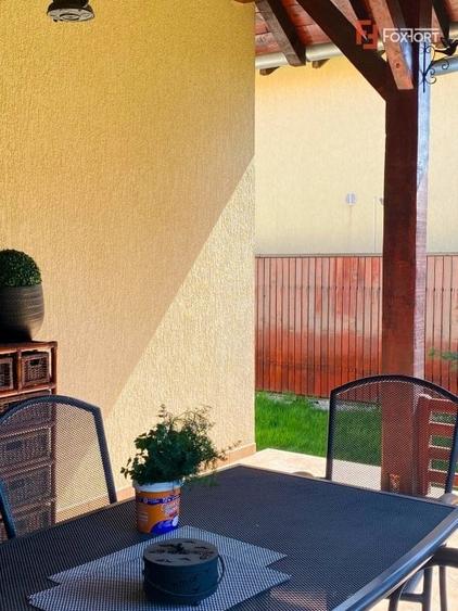 Casa individuala 5 camere si 4 locuri de parcare in Giroc - 9