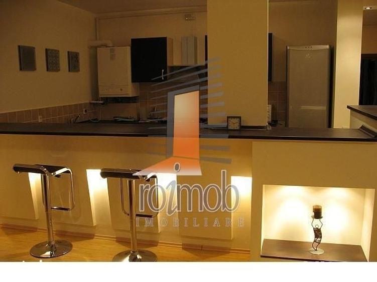 Apartament cu 2 camere decomandat în Polonă