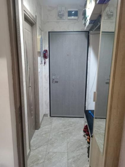 Apartament cu 2 camere, etajul 2/4, zona Tatarasi - 8