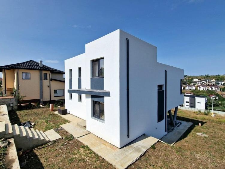 Manta Roșie, casă nouă în stil cubic,  priveliște deosebită spre oraș - 20