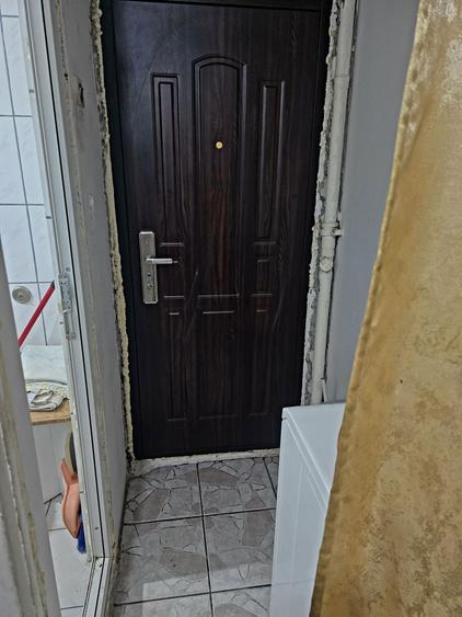 Inchiriez camera camin valea rosie Spitalul Militar Craiova - 5