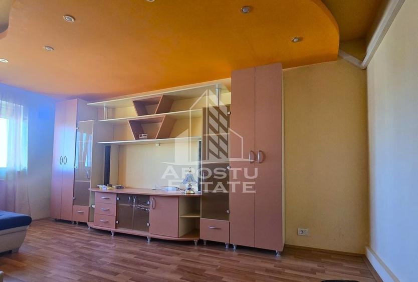 Apartament decomandat 3 camere, zona Miorita - 6