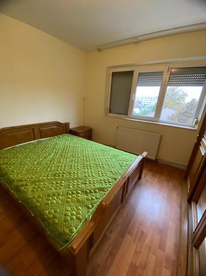 2 decomandate ETAJUL 2, centrala, termopan, izolat,  22 DECEMBRIE - 5