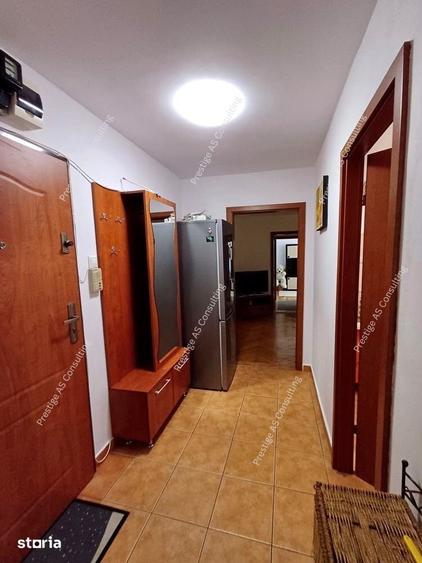 Apartament cu 3 camere în Tipografilor