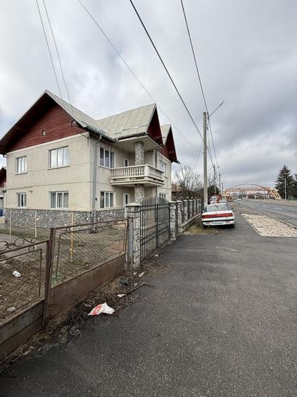 Casă/vilă P+1 cu terasă 210 mp + anexă 80 mp și teren 470 mp - 25