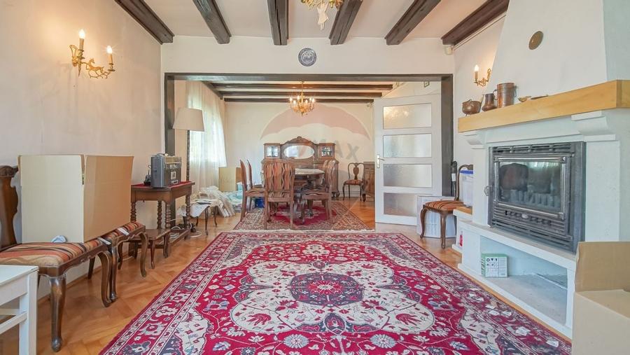 Vanzare două vile, cu potential investitional în Brașov, cartier Șchei - 8