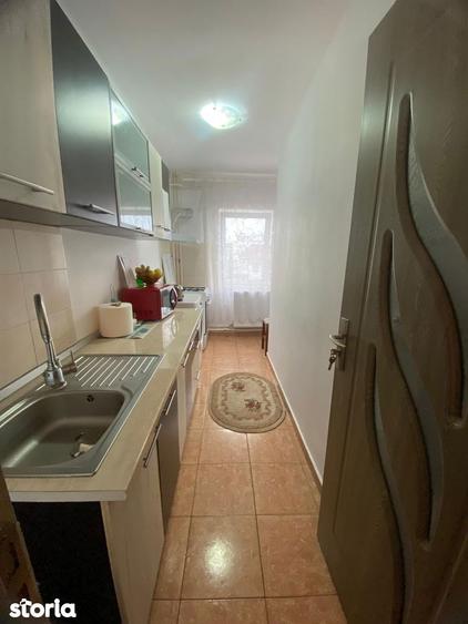 Garsoniera cu centrala, mobilata utilata, curata, Primaverii - 3