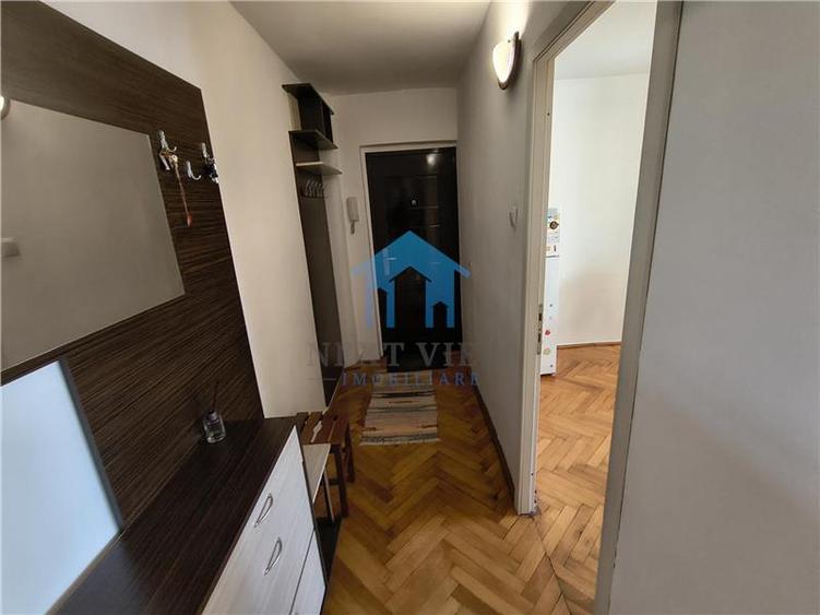 Apartament cu 2 camere decomandat în Zorilor