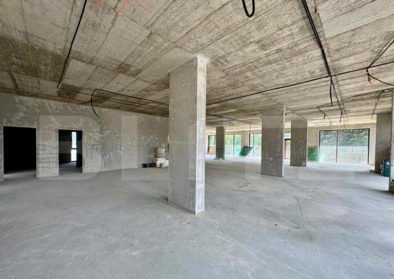 Cladire de birouri, 1400 mp utili, semifinisata in Sannicoar - 20