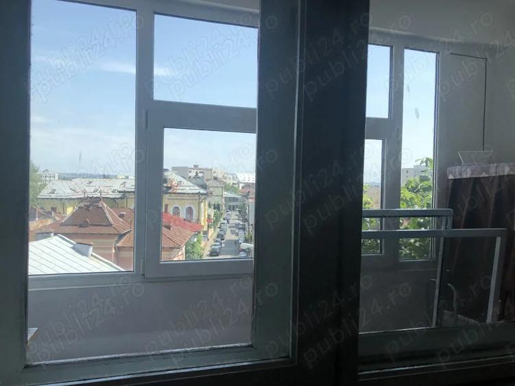 apartament ultracentral 2 camere et3 langa hale , schimb cu 3 camere et intermediar cu dif - 1