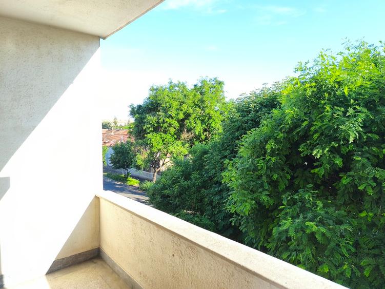 Apartament cu 2 camere  central, comfort sporit cu pivnita si garaj - 4