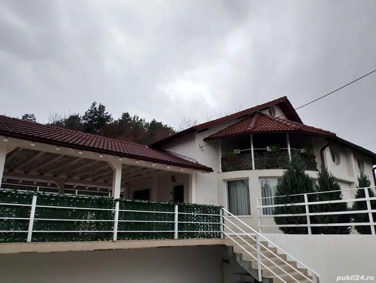 Vila cu beci, Balote?ti - 7