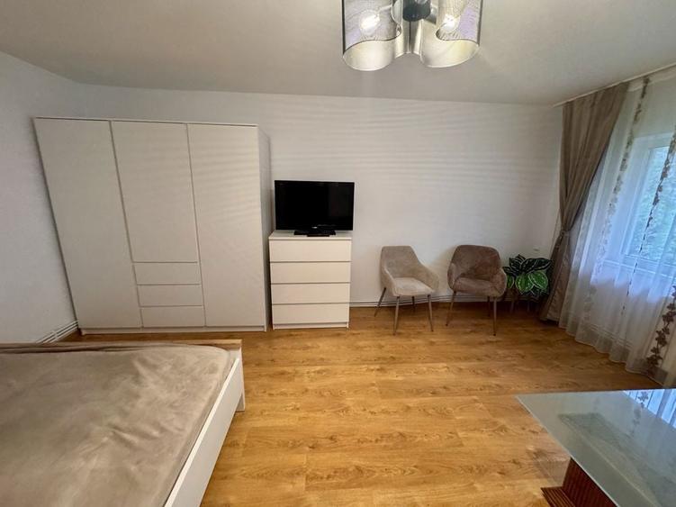 Apartament- Studio cu o camera centru - 7