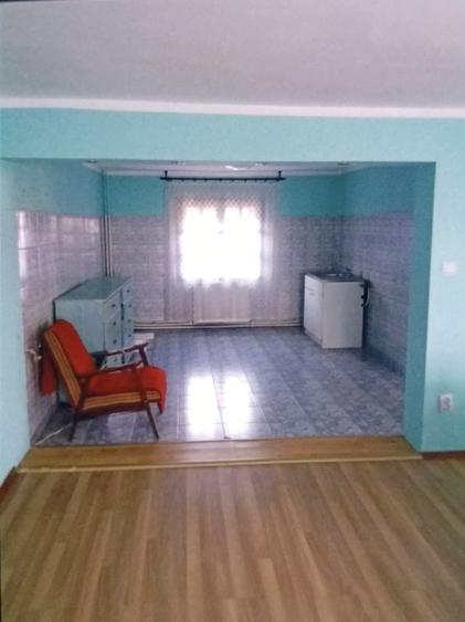 Casă individuală cu 5 camere cu Teren 470 Mp în Săvinești