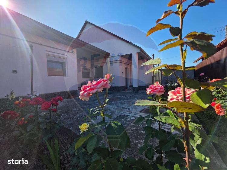 Casă cu 3 camere cu Teren 367 Mp în Central