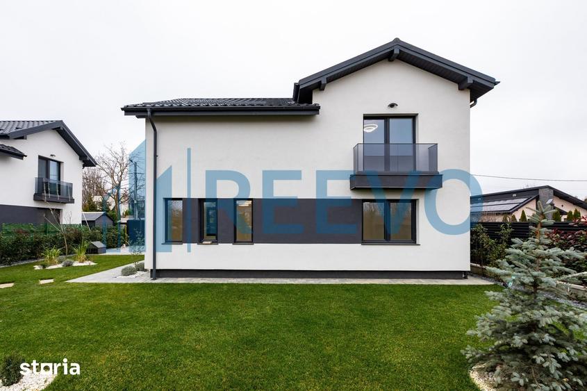Casă cu 5 camere cu Teren 400 Mp în Gherăiești