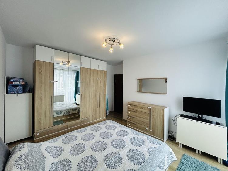 Apartament cu 2 camere decomandat, mobilat în Turnișor