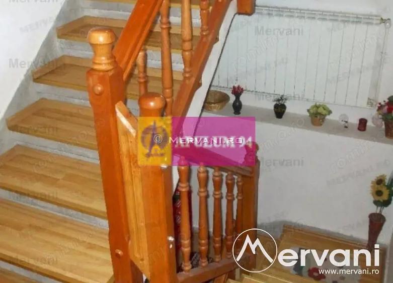 Casă cu 2 camere cu Teren 545 Mp în Central