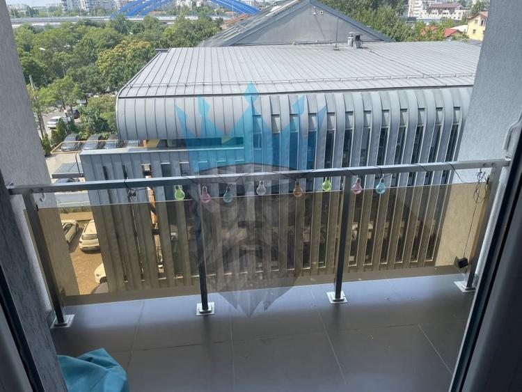 Apartament cu 2 camere decomandat, mobilat în Splaiul Unirii