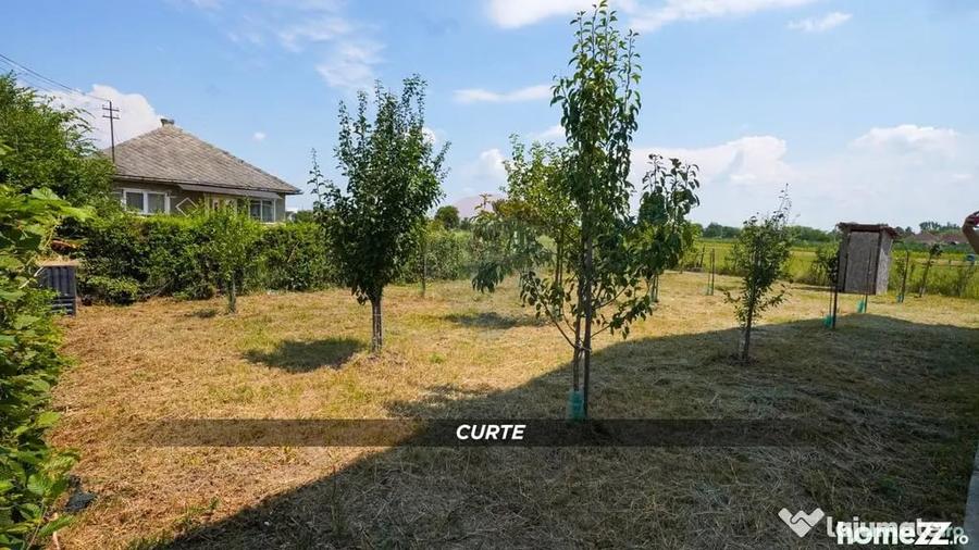 Casă cu 5 camere cu Teren 600 Mp în Mireșu Mare