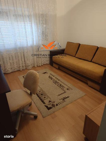 Apartament cu 2 camere decomandat în Ampoi 3