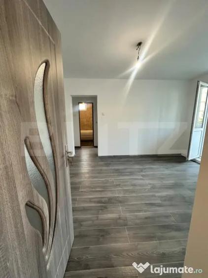 Apartament cu 2 camere semidecomandat în Micro 1