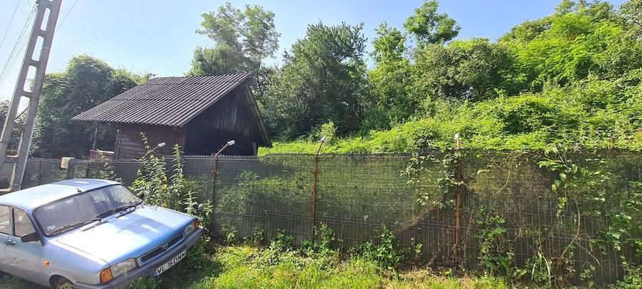 Teren de 500 mp, în Copăcelu