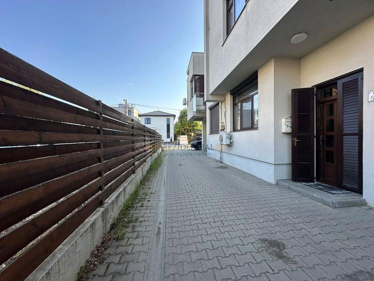 Casă individuală cu 4 camere cu Canalizare în Central