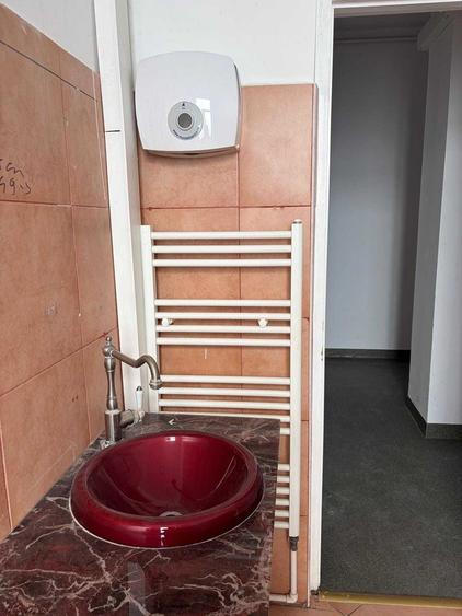 Inchirieri, apartament 3 camere decomandat, in vila! - 5