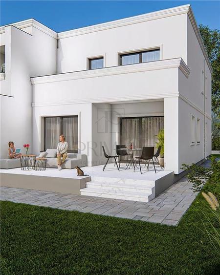 Duplex cu 4 camere cu Canalizare în Aeroport