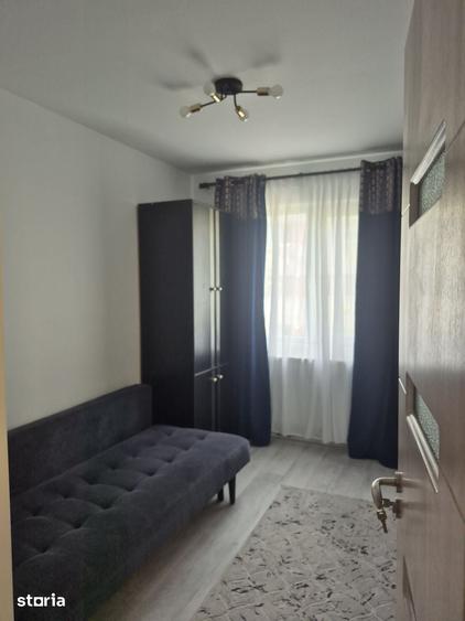Apartament cu 3 camere decomandat în Exterior Vest