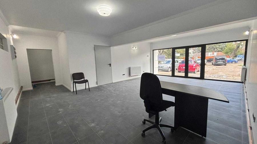 Spațiu comercial, de 340 mp, în Central