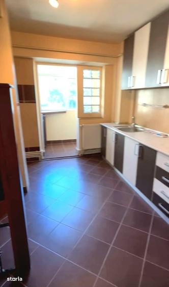 Apartament cu 2 camere decomandat în Radu Negru