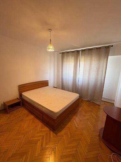 Garsonieră în Gară