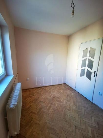 Apartament cu 3 camere semidecomandat în Gheorgheni